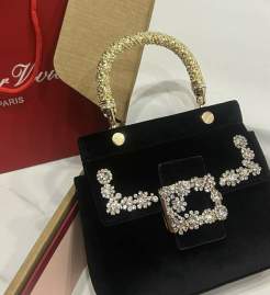 Picture of Roger Vivier Handbags _SKUfw211839923fw